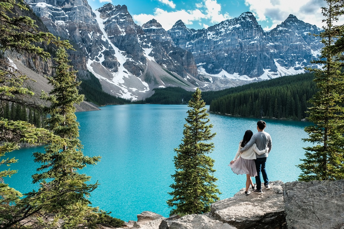 Lake-Louis-Happy-Couple-Canadian-Outland-Spousal-Sponsorship
