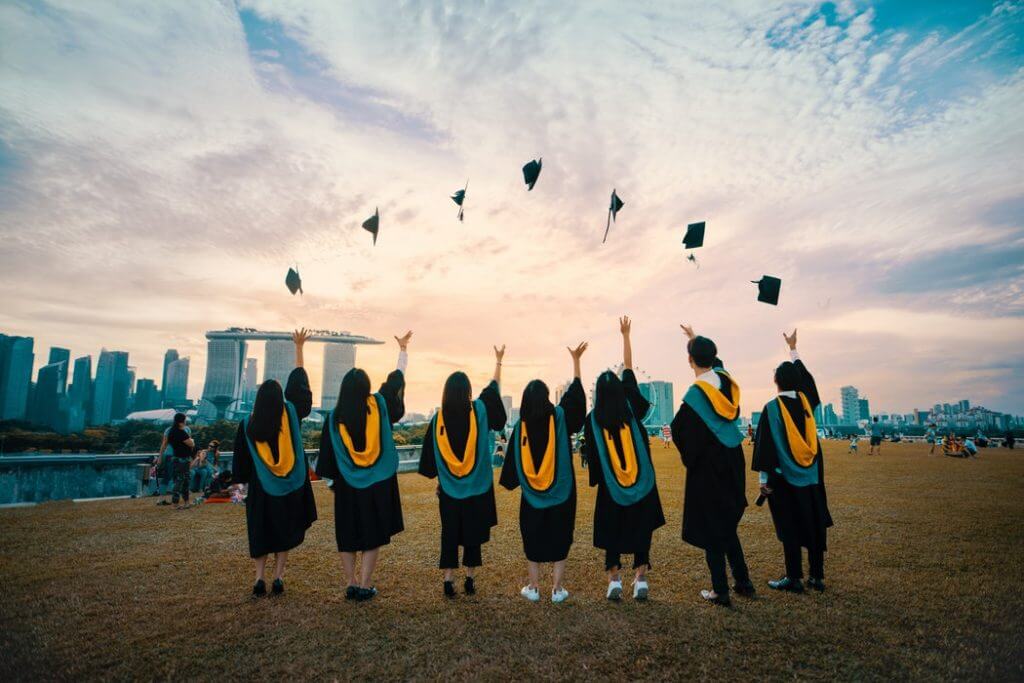 International Students Choose to Study in Canada International Students Choose to Study in Canada